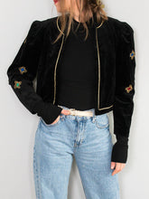 Laden Sie das Bild in den Galerie-Viewer, Vintage Samtjacke Schwarz