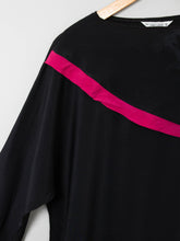 Laden Sie das Bild in den Galerie-Viewer, Vintage Seidenbluse Schwarz