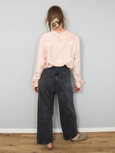Laden Sie das Bild in den Galerie-Viewer, Vintage Seidenbluse