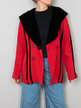 Laden Sie das Bild in den Galerie-Viewer, Vintage Seidenjacken