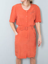 Laden Sie das Bild in den Galerie-Viewer, Vintage Seidenkleid Orange