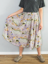 Laden Sie das Bild in den Galerie-Viewer, Seidenrock Pastell Fische