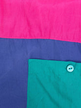 Laden Sie das Bild in den Galerie-Viewer, Vintage Seidenshirt Oversize