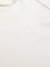 Laden Sie das Bild in den Galerie-Viewer, Vintage Shirt Seide