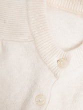 Laden Sie das Bild in den Galerie-Viewer, Vintage Strickjacke Angora