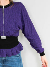 Laden Sie das Bild in den Galerie-Viewer, Vintage Sweatshirt