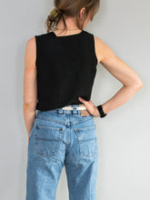 Laden Sie das Bild in den Galerie-Viewer, Vintage Top Schwarz