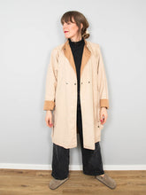 Laden Sie das Bild in den Galerie-Viewer, Vintage Trenchcoat Nino