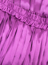 Laden Sie das Bild in den Galerie-Viewer, 80´s Faltenrock Beere