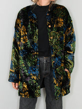 Laden Sie das Bild in den Galerie-Viewer, Vintage Samtjacke