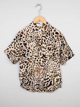 Laden Sie das Bild in den Galerie-Viewer, Vintage Seidenbluse Bogner