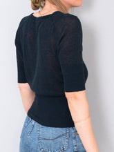 Laden Sie das Bild in den Galerie-Viewer, Calvin Klein Strickshirt