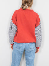 Laden Sie das Bild in den Galerie-Viewer, vintage sweater