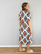 Laden Sie das Bild in den Galerie-Viewer, Weißes Vintage Kleid