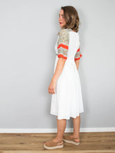 Laden Sie das Bild in den Galerie-Viewer, Weißes Vintage Kleid