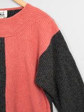 Laden Sie das Bild in den Galerie-Viewer, Wollpullover Vintage_