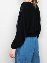 Laden Sie das Bild in den Galerie-Viewer, angora pullover schwarz