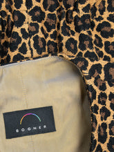 Laden Sie das Bild in den Galerie-Viewer, Bogner Animal Weste