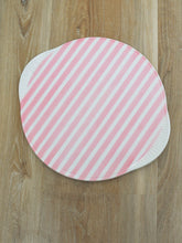 Laden Sie das Bild in den Galerie-Viewer, 70er Jahre Kuchenplatte