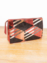 Laden Sie das Bild in den Galerie-Viewer, 70er Jahre Kulturbeutel