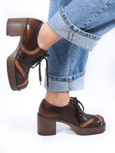 Laden Sie das Bild in den Galerie-Viewer, 70er Jahre Schuhe
