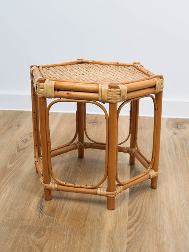 Blumenhocker Rattan