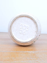 Laden Sie das Bild in den Galerie-Viewer, 60´s Blumenvase