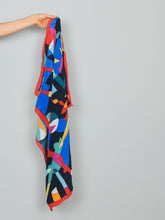 Laden Sie das Bild in den Galerie-Viewer, Buntes Vintage Seidentuch+