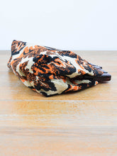 Laden Sie das Bild in den Galerie-Viewer, Clutch Vintage