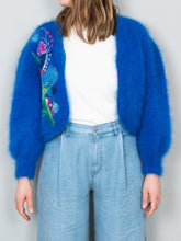 Laden Sie das Bild in den Galerie-Viewer, Cropped Cardigan Angora