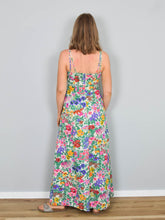 Laden Sie das Bild in den Galerie-Viewer, Kleid Wildseide Vintage
