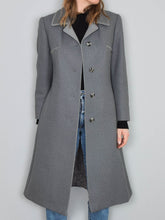 Laden Sie das Bild in den Galerie-Viewer, Mantel 70er Jahre Wolle
