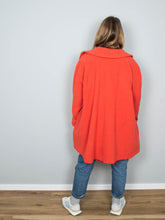 Laden Sie das Bild in den Galerie-Viewer, Oilily Mantel Rot