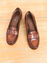 Laden Sie das Bild in den Galerie-Viewer, Prada Loafers