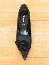 Laden Sie das Bild in den Galerie-Viewer, Prada Pumps Secondhand