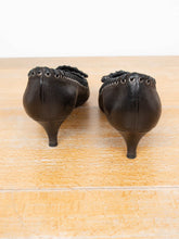 Laden Sie das Bild in den Galerie-Viewer, Prada Secondhand Pumps