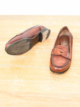 Laden Sie das Bild in den Galerie-Viewer, Prada Secondhand