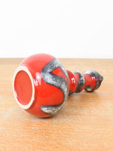 Laden Sie das Bild in den Galerie-Viewer, Rote Vintage Vase