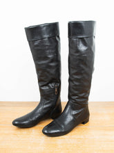 Laden Sie das Bild in den Galerie-Viewer, Schwarze Lederstiefel