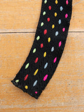 Laden Sie das Bild in den Galerie-Viewer, Schwarze Swatch Pop