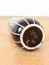 Laden Sie das Bild in den Galerie-Viewer, Schwarze Vase Vintage