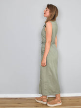 Laden Sie das Bild in den Galerie-Viewer, Secondhand Jeanskleider