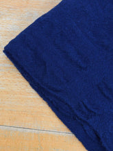 Laden Sie das Bild in den Galerie-Viewer, Secondhand Schal online