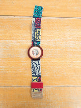 Laden Sie das Bild in den Galerie-Viewer, Swatch Pop