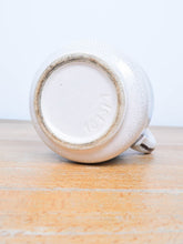 Laden Sie das Bild in den Galerie-Viewer, Vasen 70er Jahre