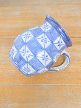 Laden Sie das Bild in den Galerie-Viewer, Vasen Vintage