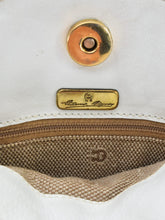 Laden Sie das Bild in den Galerie-Viewer, Aigner Taschen Vintage
