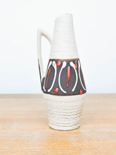 Laden Sie das Bild in den Galerie-Viewer, Vintage Interieur