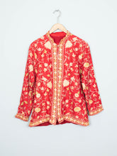 Laden Sie das Bild in den Galerie-Viewer, Vintage KImono Seide