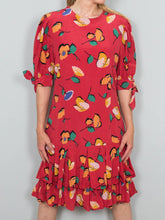 Laden Sie das Bild in den Galerie-Viewer, Vintage Kleider online